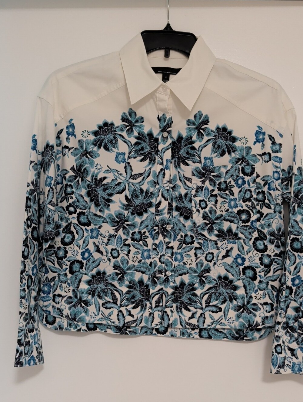 White House Black Market White Button-Front Shirt with Blue Floral Print
